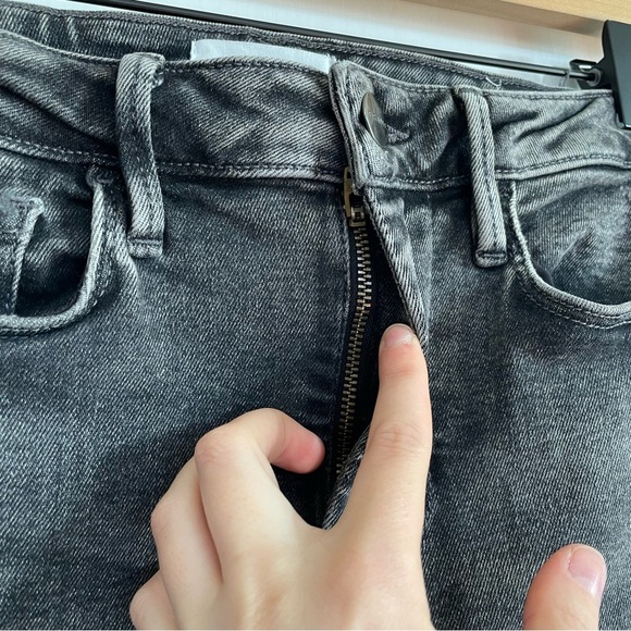 Frame Le One Crop Mini Boot Gray Faded Stretch Casual Denim Pants size 1 - Picture 10 of 16